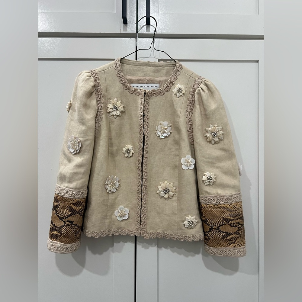 Andrew Gn Embroidered Beige Jacket with Floral Accent shells & snakeskin size 38